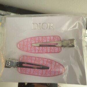 New Dior gwp Pink Hair Clips